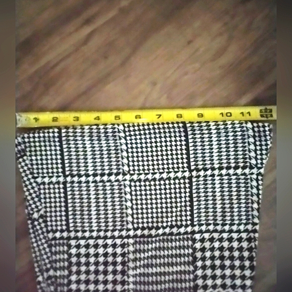 Women's Leggings STRETCH Comfy Cozy Soft NWOT - Picture 8 of 12